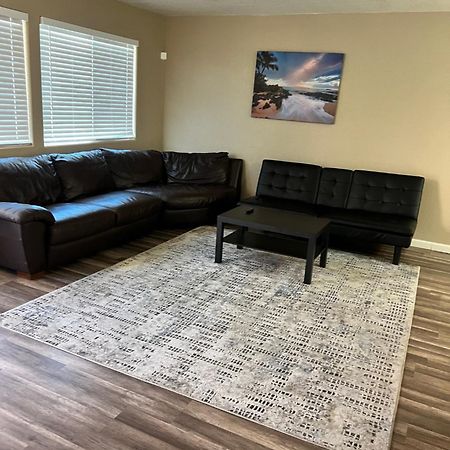 Quiet 1Bed,1Bath Condo With Free Parking Fresno Exteriér fotografie