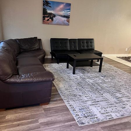 Quiet 1Bed,1Bath Condo With Free Parking Fresno Exteriér fotografie