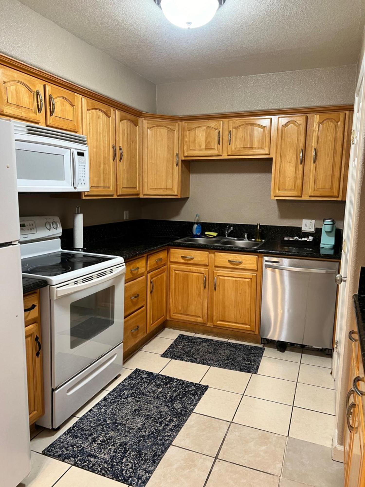 Quiet 1Bed,1Bath Condo With Free Parking Fresno Exteriér fotografie