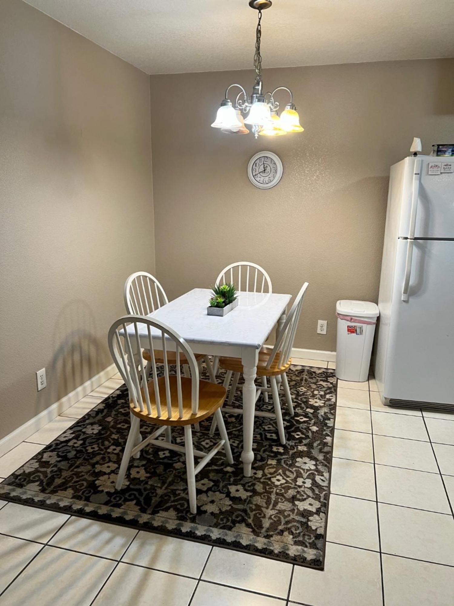 Quiet 1Bed,1Bath Condo With Free Parking Fresno Exteriér fotografie